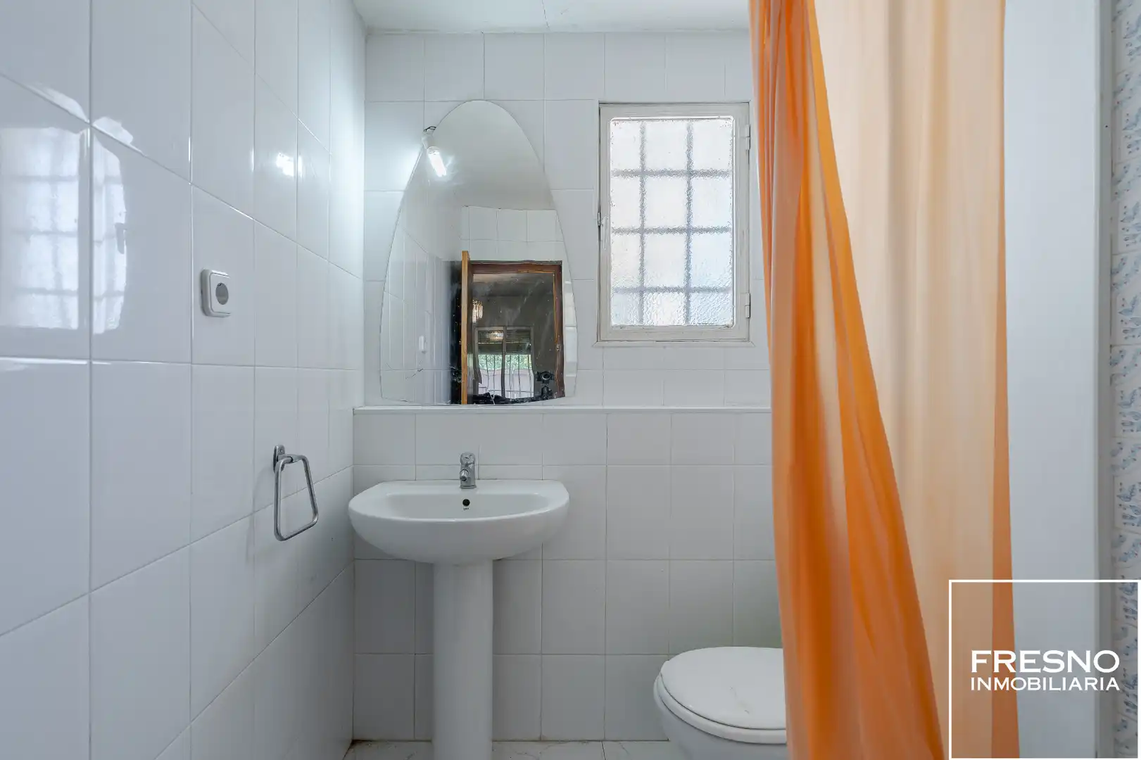 Baño de Casa o chalet en venta en Serracines con Jardín privado, Terraza y Trastero