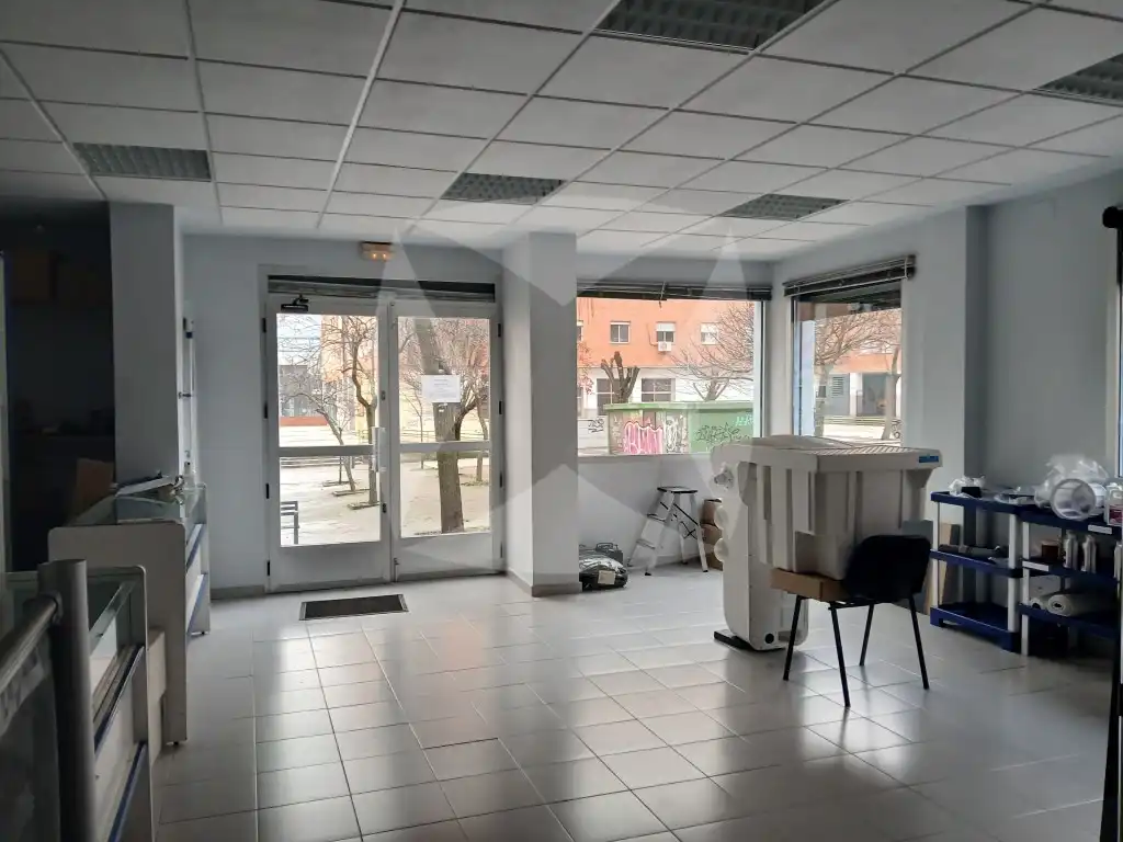 Locale commerciale in vendita a Calle Caupolican, imagen 3