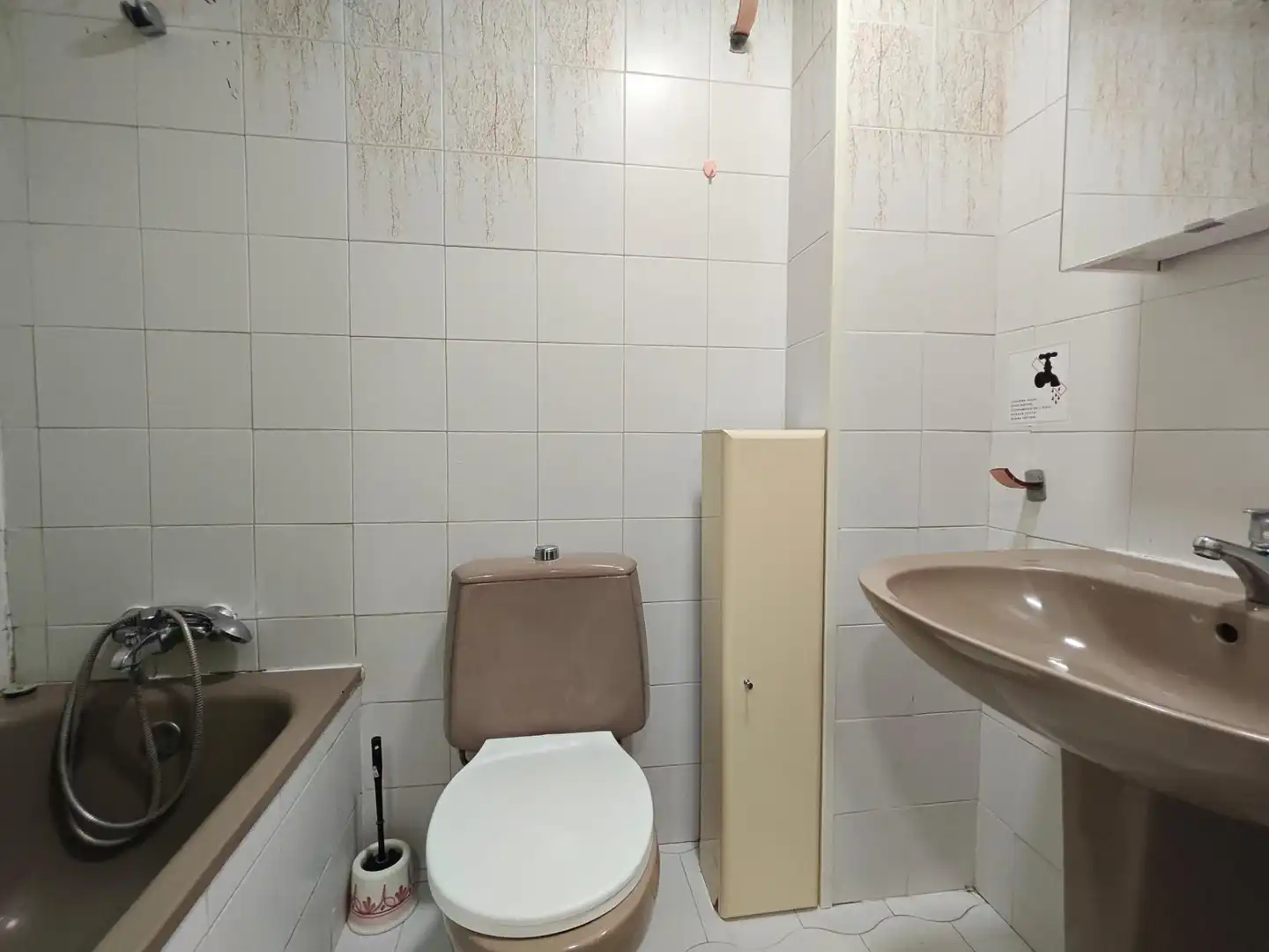 Bany de Estudi de lloguer en Benalmádena amb Jardí privat, Terrassa i Moblat