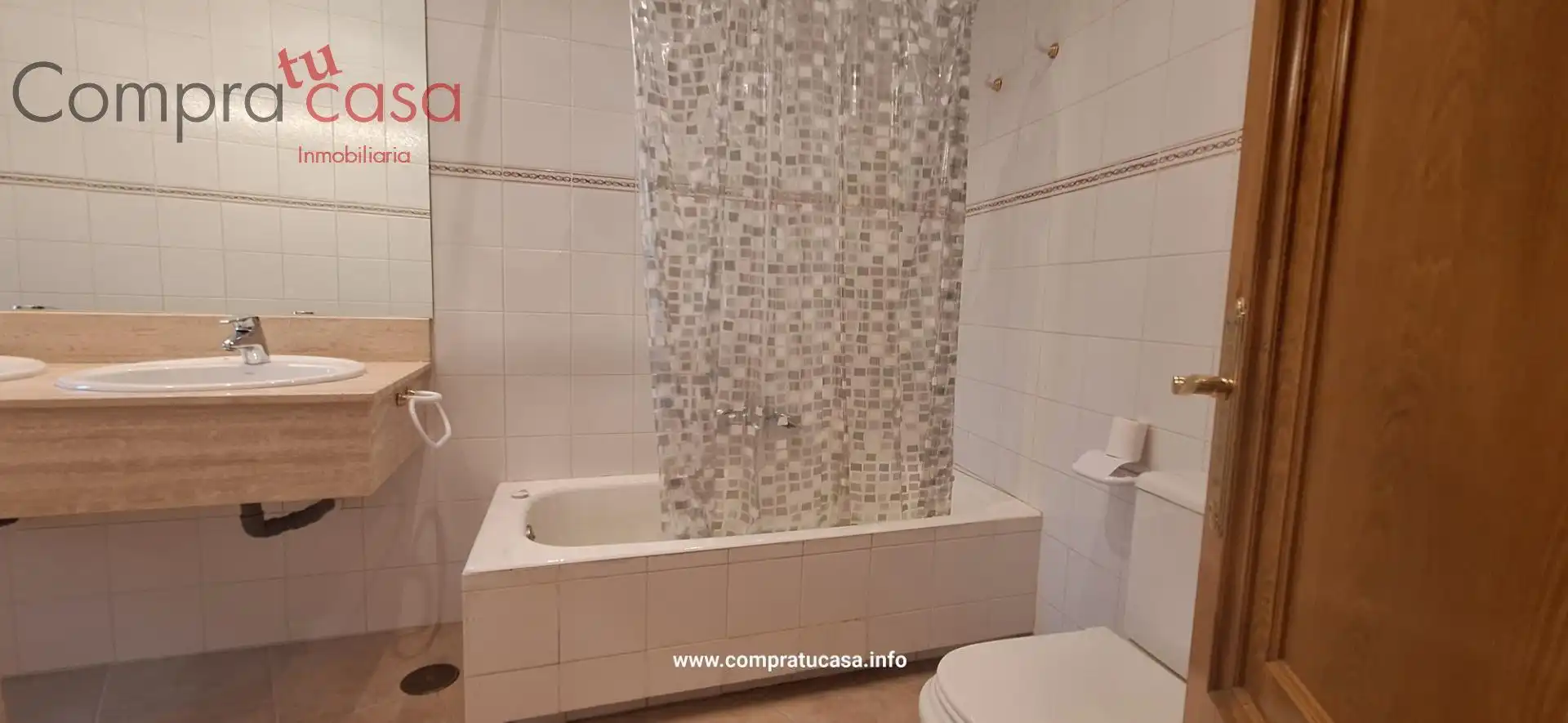 Baño de Casa o chalet de alquiler en Segovia con Calefacción, Trastero y Balcón