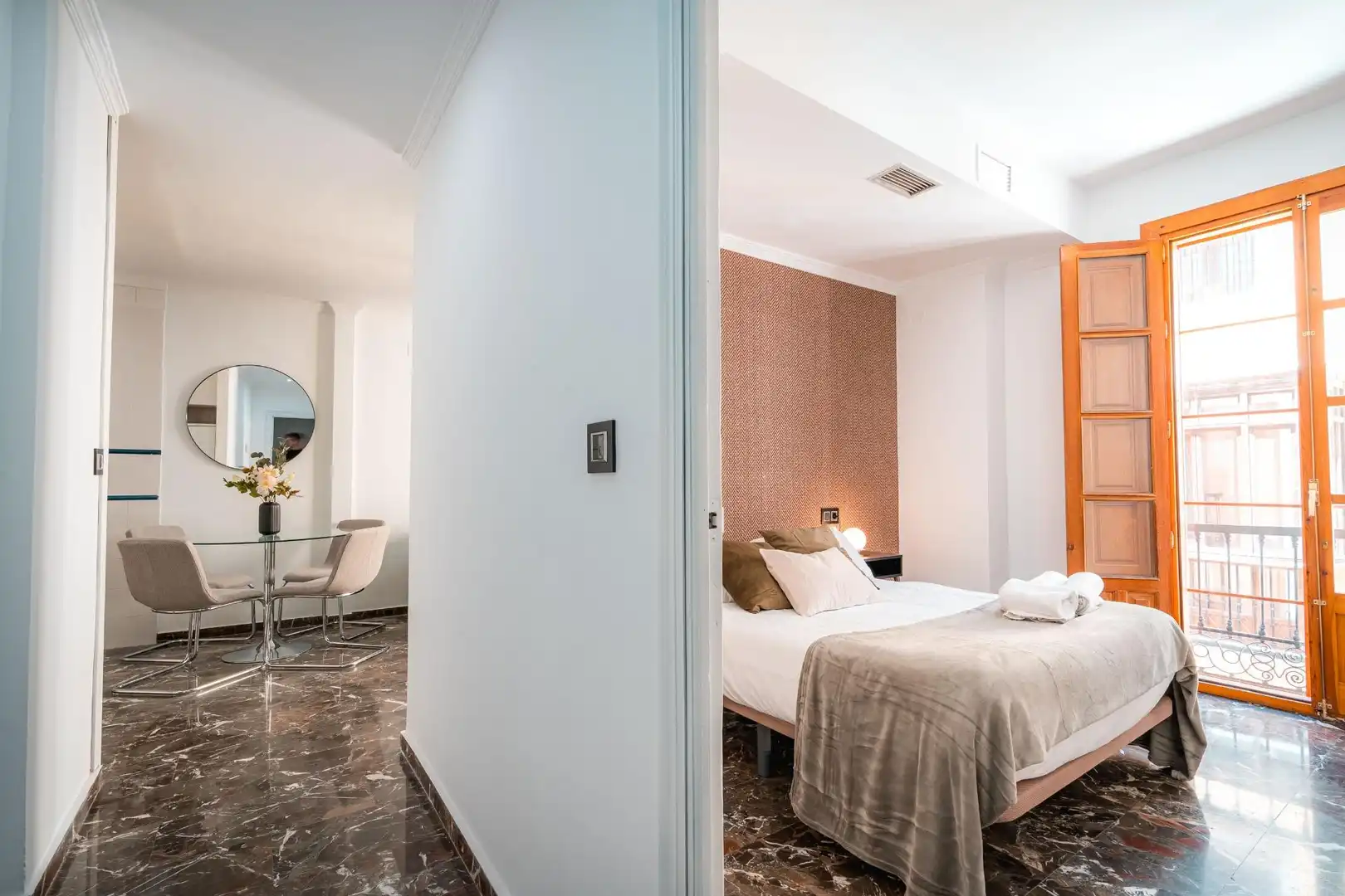 Flat for sale in Calle Navas 19