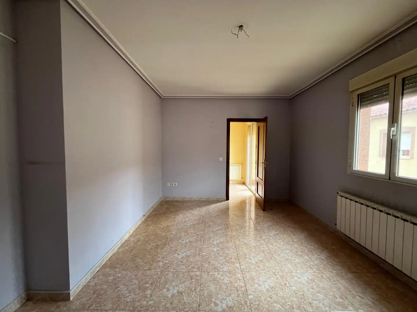 Sala de estar de Casa adosada en venta en Argamasilla de Alba con Alarma
