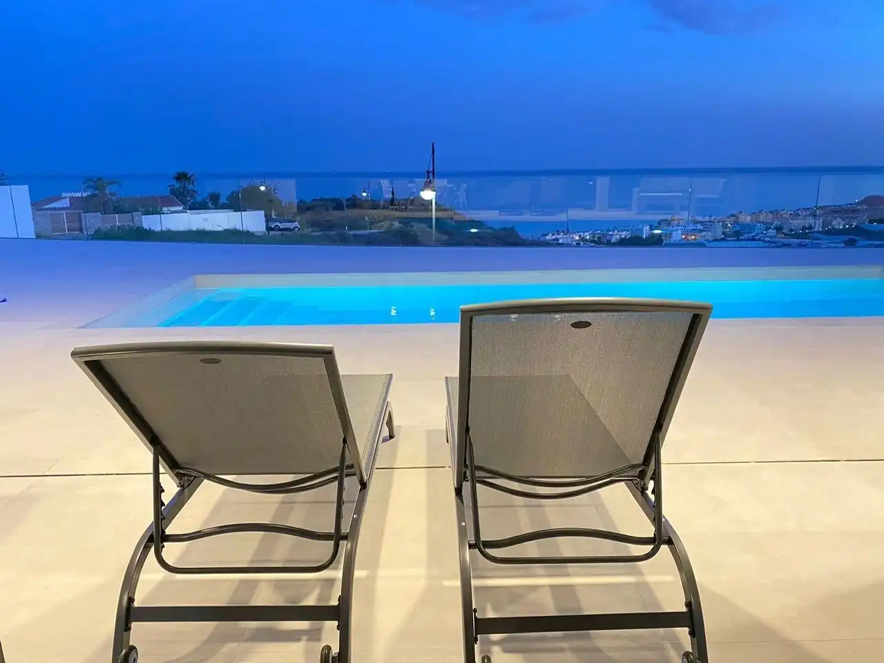 Terrassa de Casa o xalet en venda en Nerja amb Aire condicionat, Calefacció i Jardí privat