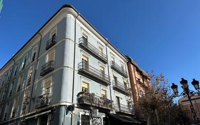 Vista exterior de Pis en venda en Valladolid Capital amb Calefacció