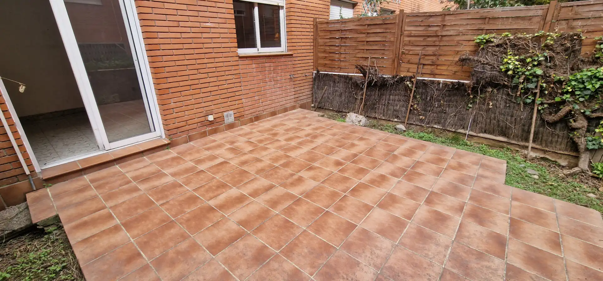 Terraza de Casa adosada en venta en Montcada i Reixac