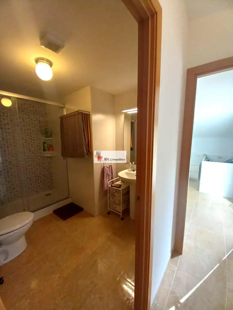 Baño de Ático en venta en Sant Jaume d'Enveja con Aire acondicionado, Trastero y Balcón
