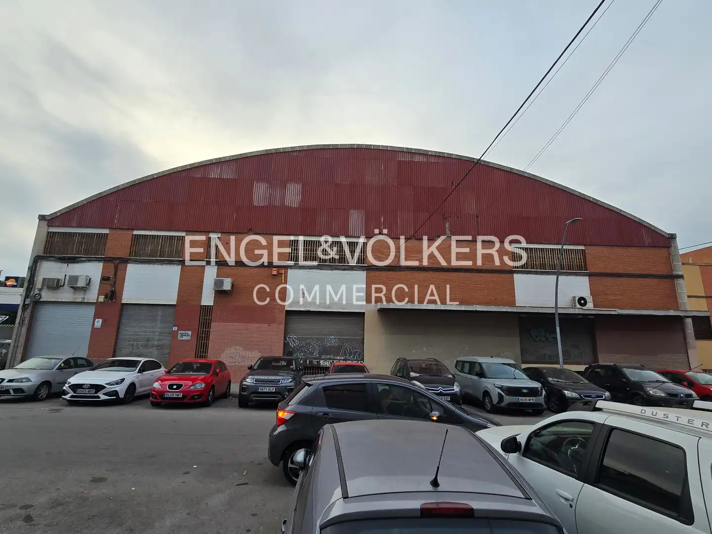 Vista exterior de Local de alquiler en Barcelona
