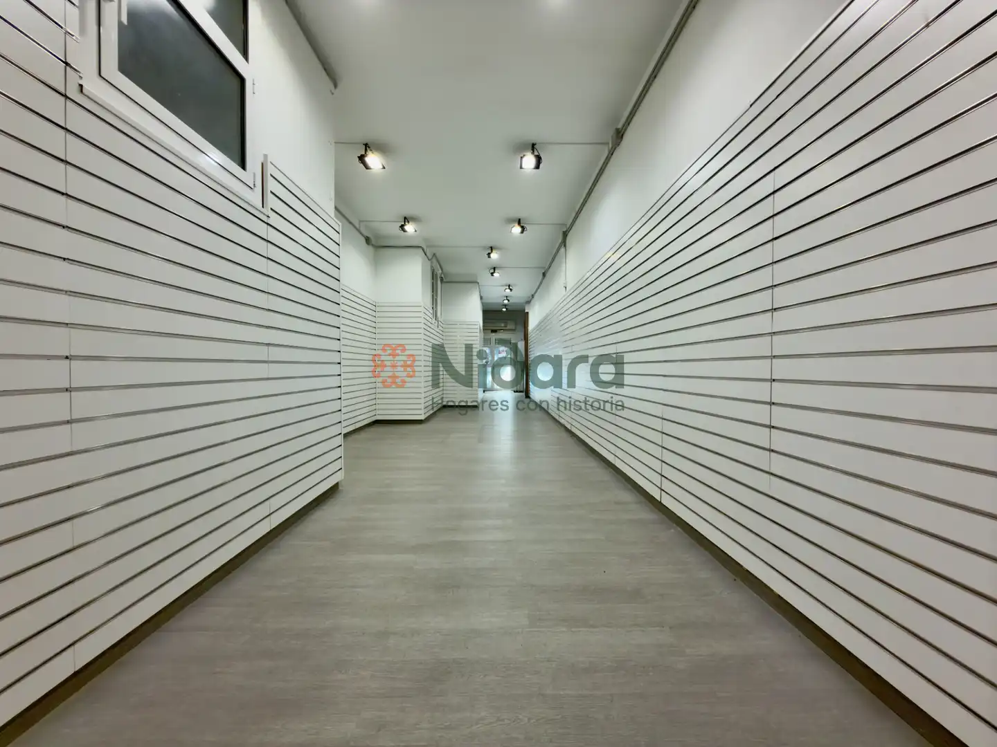 Local comercial de lloguer a Carrer de Floridablanca, imagen 27