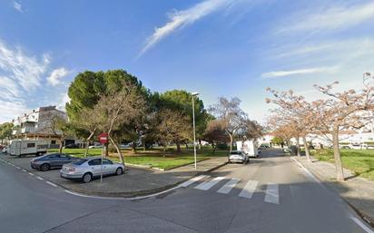 Vista exterior de Casa adosada en venda en Jerez de la Frontera amb Aire condicionat i Terrassa