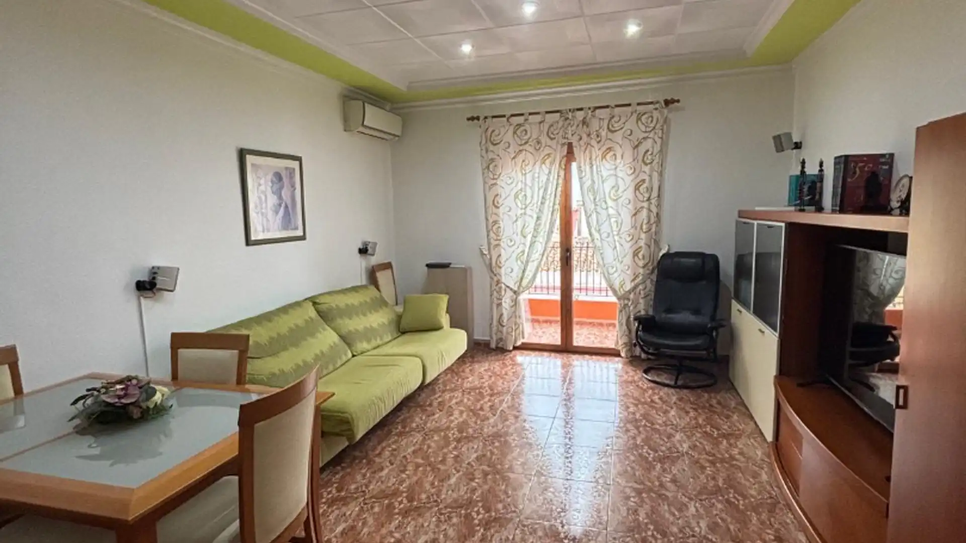 Sala de estar de Casa o chalet en venta en Alginet con Aire acondicionado, Terraza y Trastero