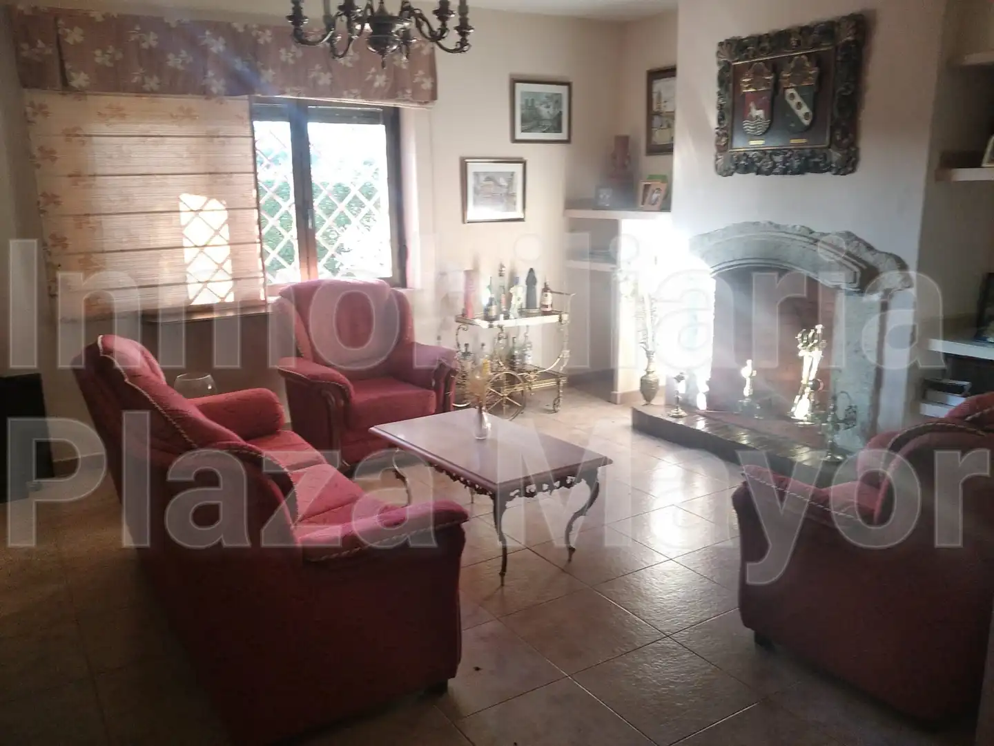 Sala d'estar de Casa o xalet en venda en Morille amb Jardí privat, Terrassa i Moblat