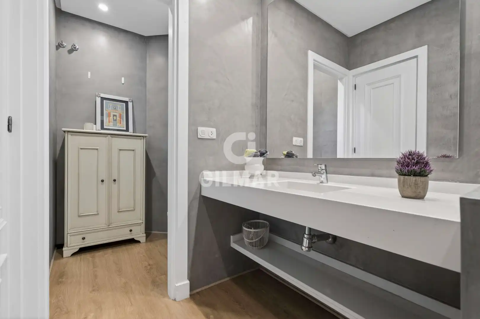Bathroom of Houses for sale in Tomares  with Heating, Private garden and Swimming Pool