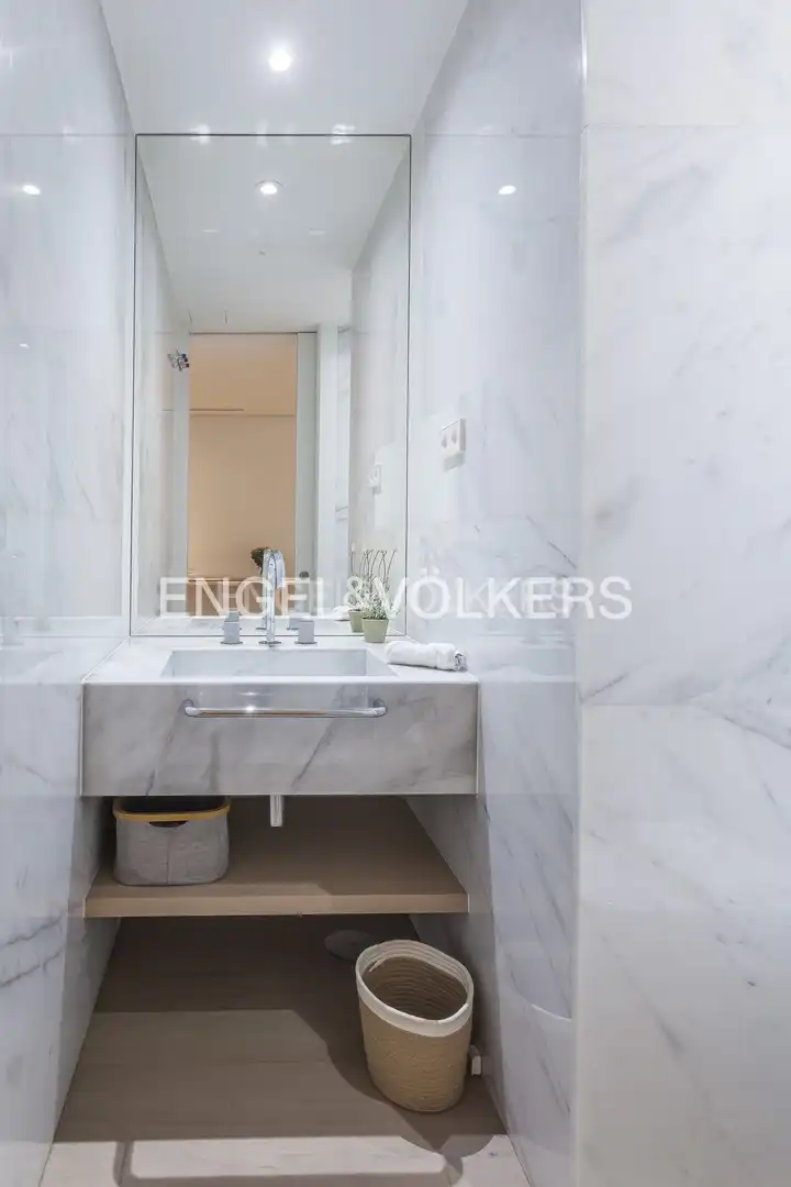 Badezimmer von Wohnung zum Verkauf in Madrid mit Klimaanlage, Heizung und Parkett