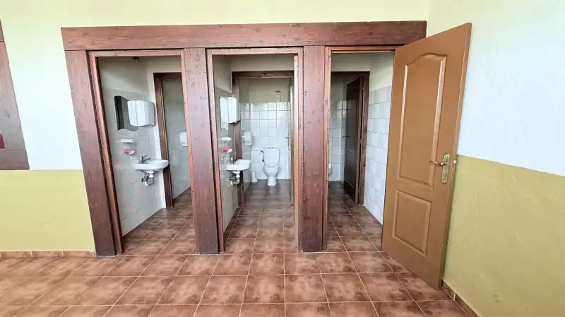 Baño de Local en venta en Ituero y Lama con Calefacción