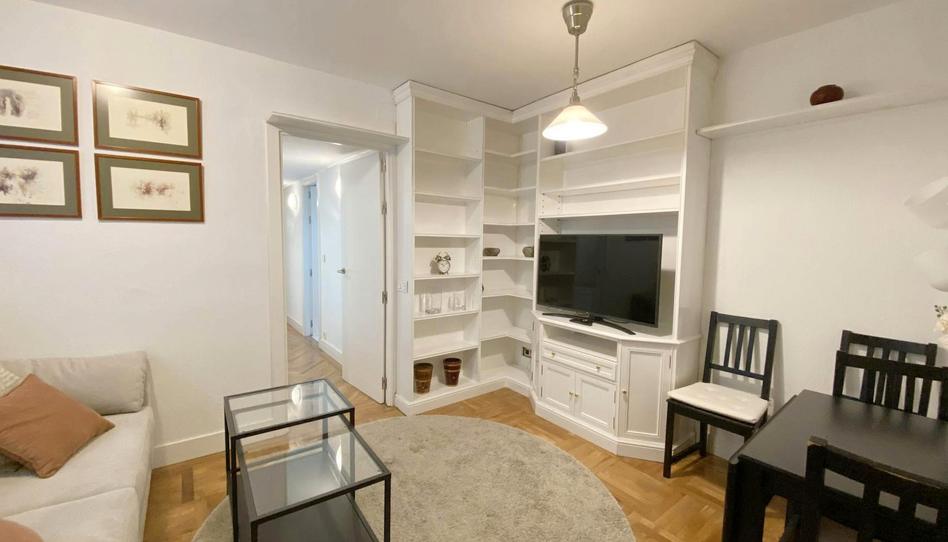 Foto 1 de Piso de alquiler en N/a, Trafalgar, Madrid