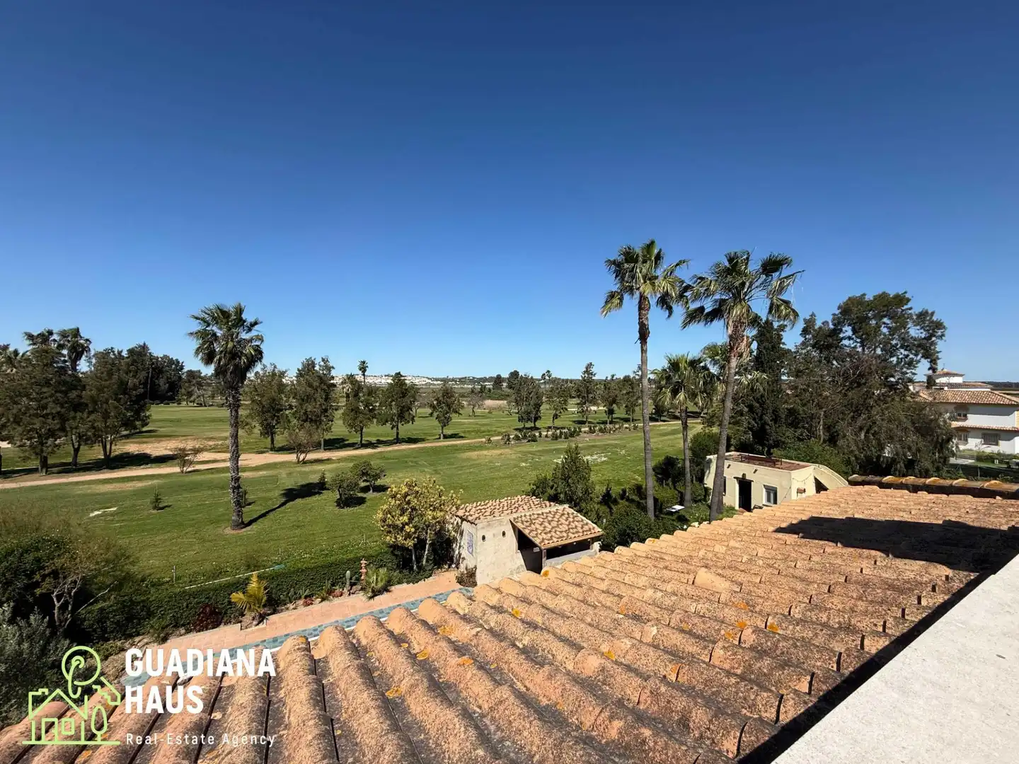 Exterior view of Houses for sale in Ayamonte  with Air Conditioner, Private garden and Terrace