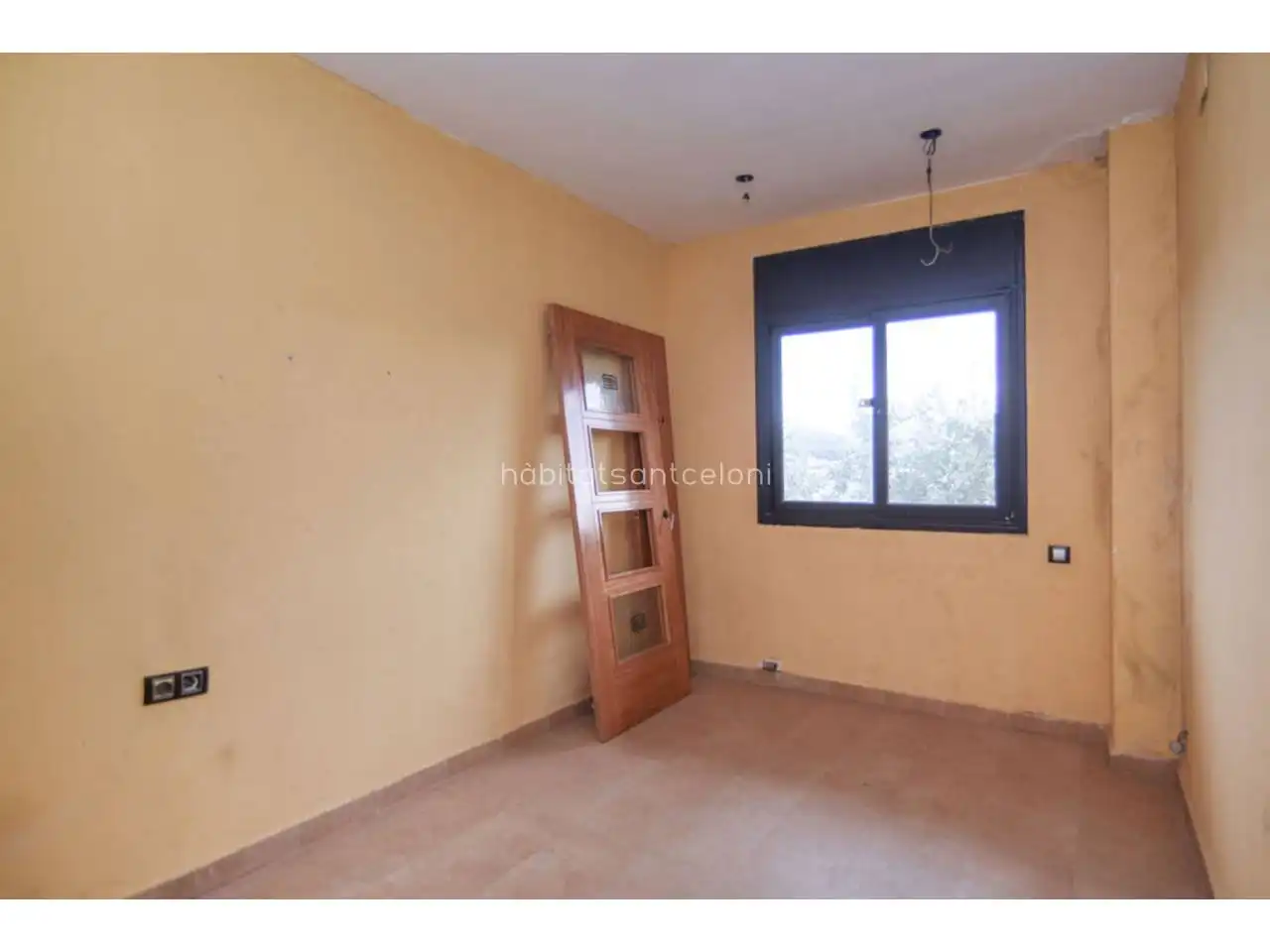 Casa con jardín en venta en Calle Baix Ebre 26, imagen 23