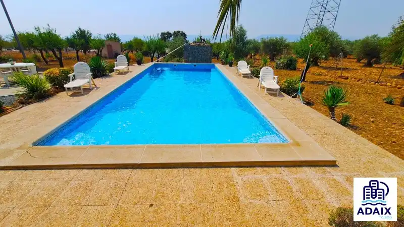Piscina de Residencial en venta en Marjaliza
