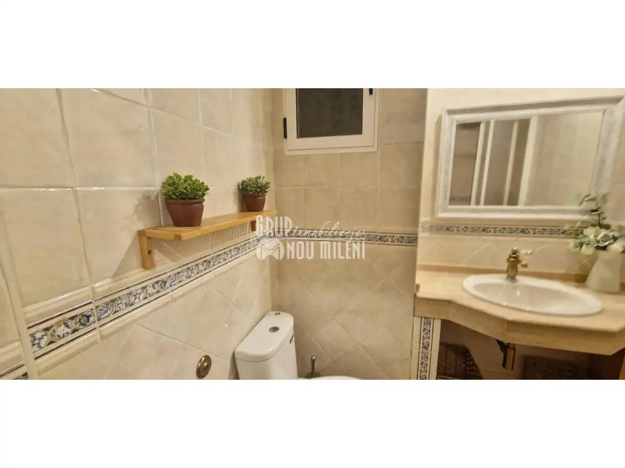Baño de Piso en venta en Catarroja con Aire acondicionado y Amueblado