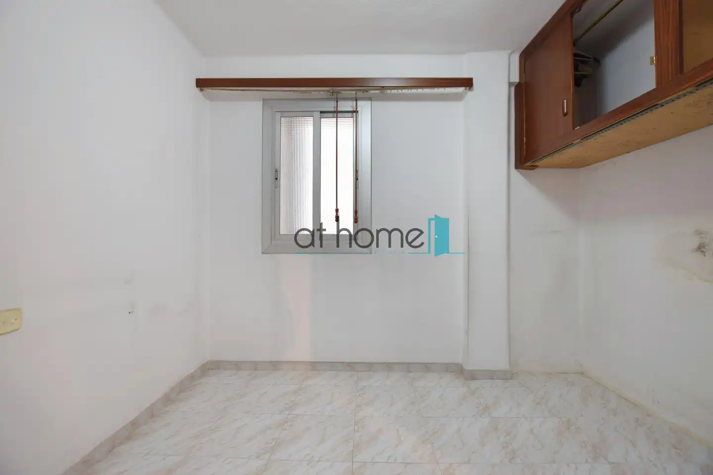Habitación de Piso en venta en Valencia con Aire acondicionado