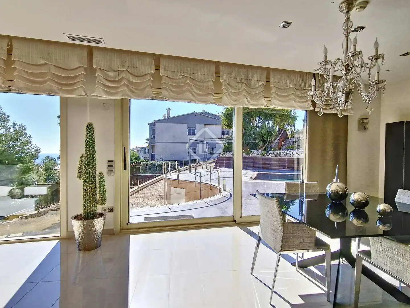 Comedor de Casa o chalet en venta en Cunit con Aire acondicionado, Calefacción y Jardín privado