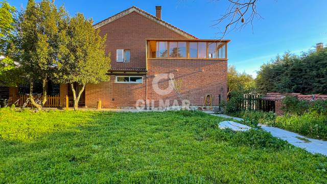 Casa adosada en Venta en Collado Mediano