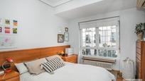 Bedroom of Flat for sale in  Madrid Capital