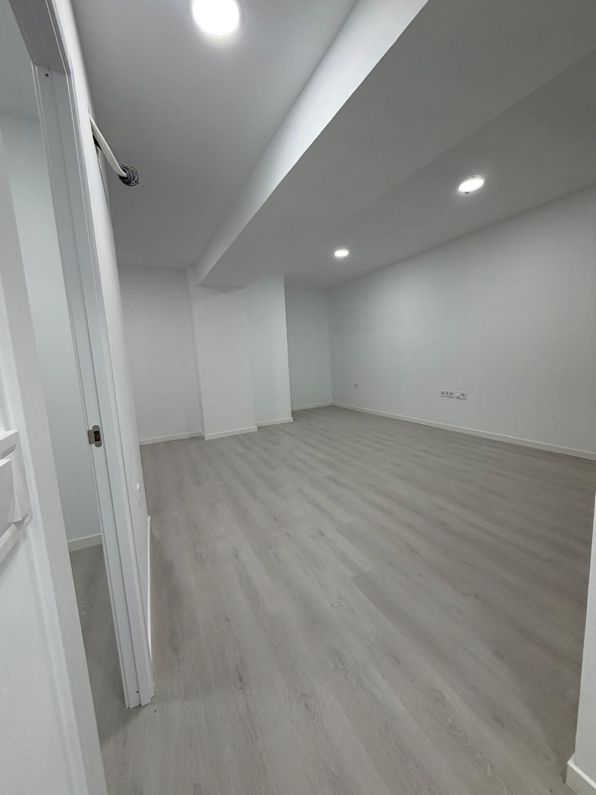 Flat for sale in  Madrid Capital  with Air Conditioner, Heating and Terrace