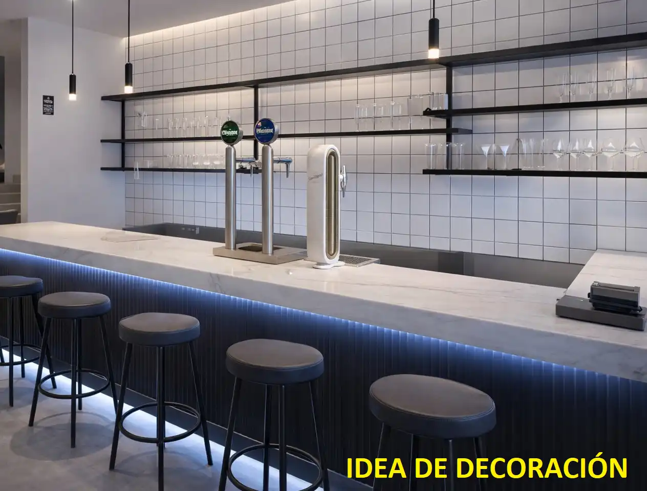 Local en venta en Barcelona con Aire acondicionado, Terraza y Amueblado