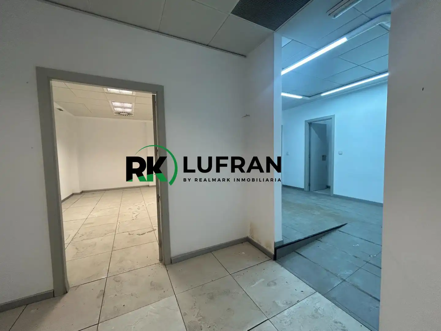 Local comercial en venda a Centro, imagen 16