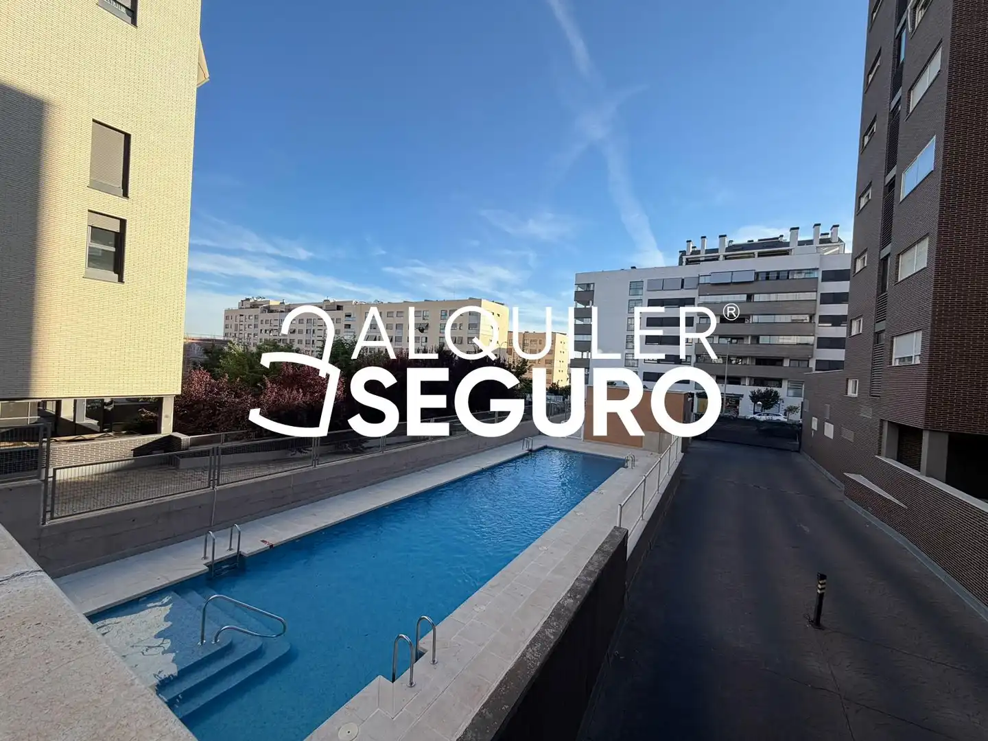 Piscina de Piso de alquiler en Rivas-Vaciamadrid con Aire acondicionado, Calefacción y Trastero