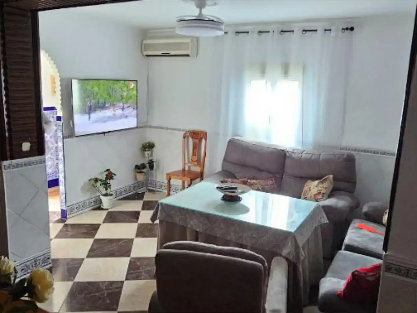 Sala de estar de Piso en venta en Alcolea del Río con Aire acondicionado, Trastero y Balcón