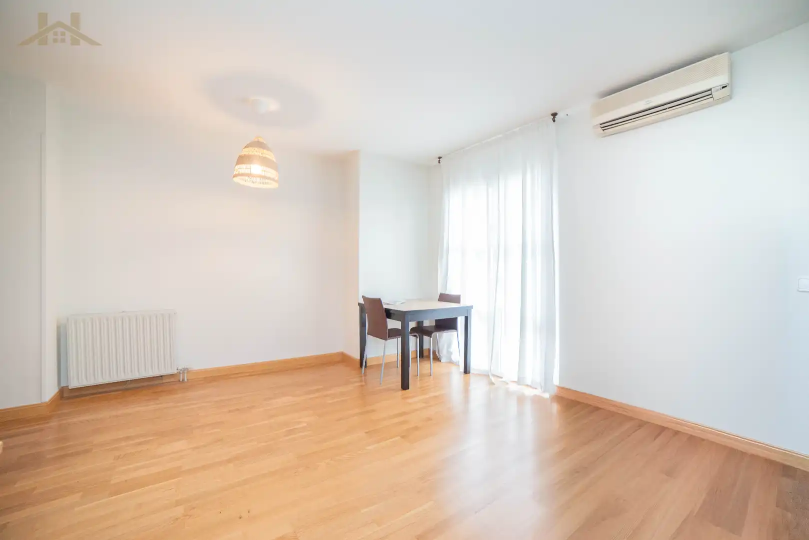 Schlafzimmer von Wohnung zum Verkauf in Leganés