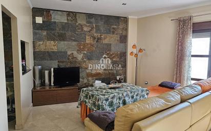 Sala d'estar de Pis en venda en Lepe amb Aire condicionat, Terrassa i Balcó