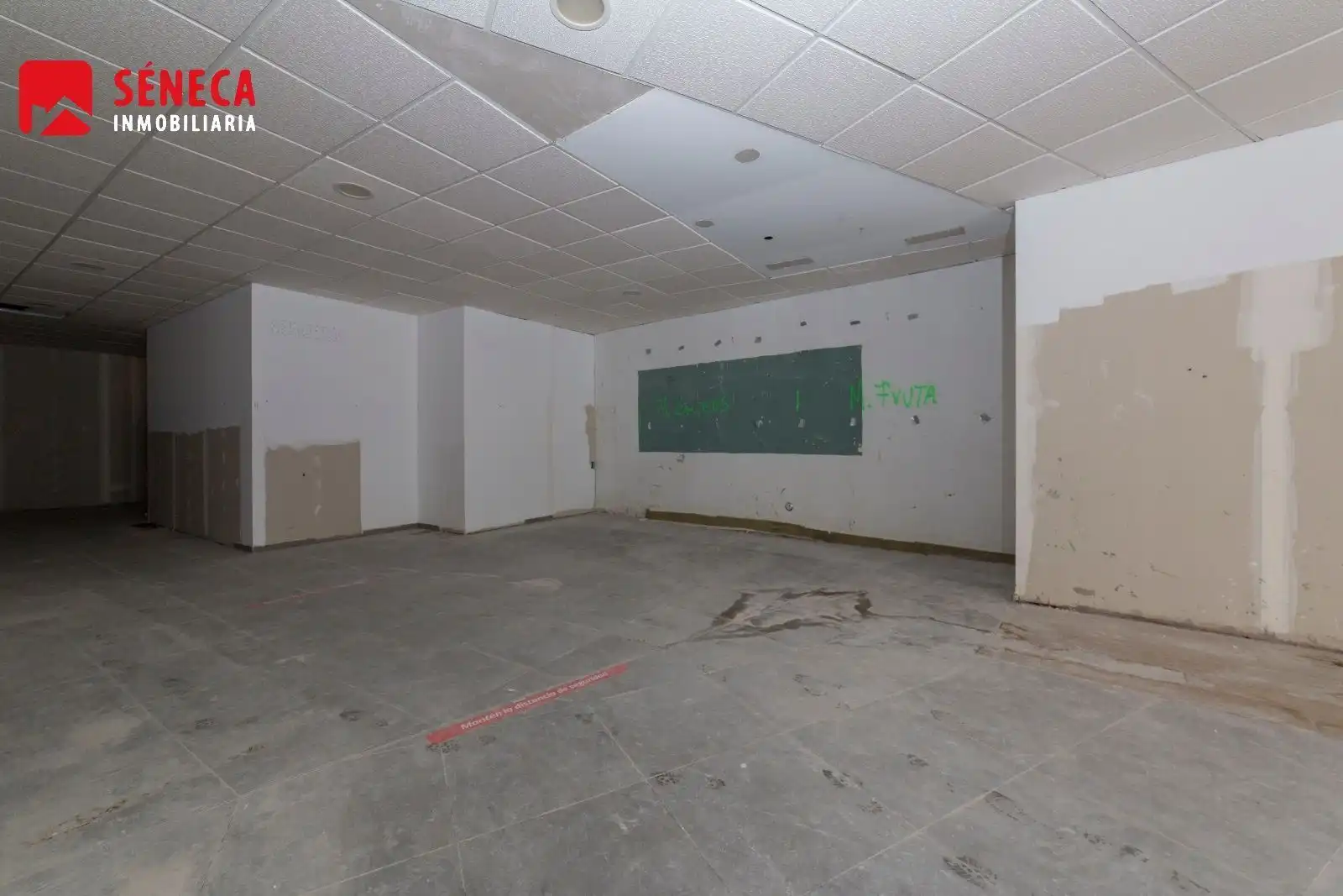 Local comercial en venta en HISTORIADOR DIAZ DEL MORAL, imagen 3
