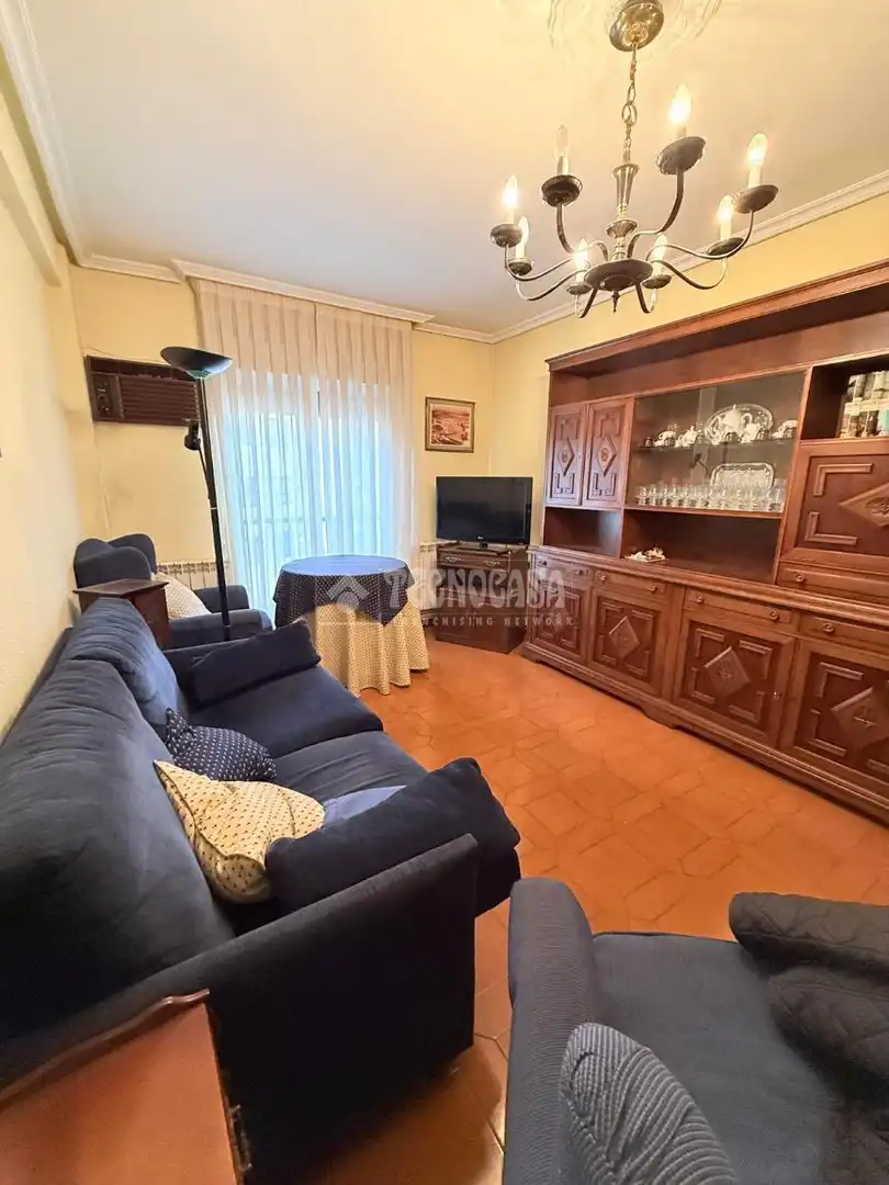 Sala d'estar de Pis en venda en Zaragoza