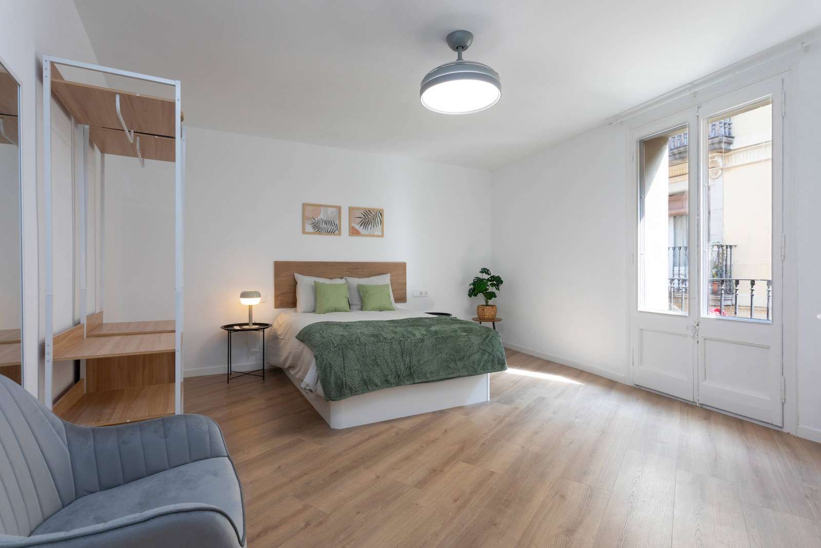 Bedroom of Flat to share in  Barcelona Capital  with Air Conditioner and Terrace