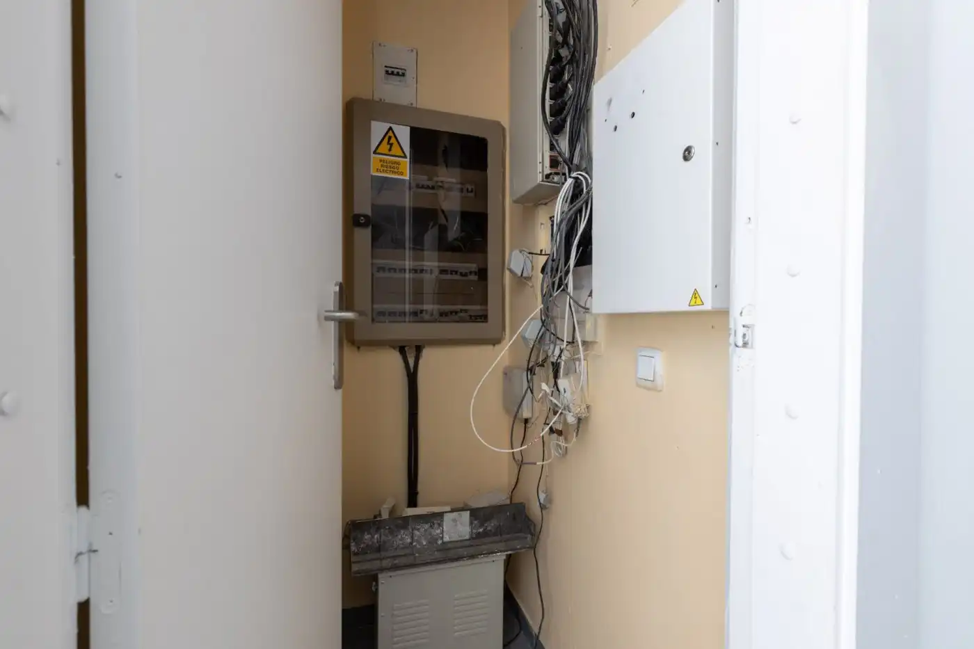 Commercial properties for sale in Montefrío  with Air Conditioner