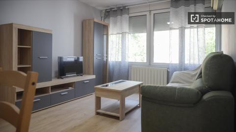 Foto 3 de Apartamento para compartir en Media Legua, Madrid