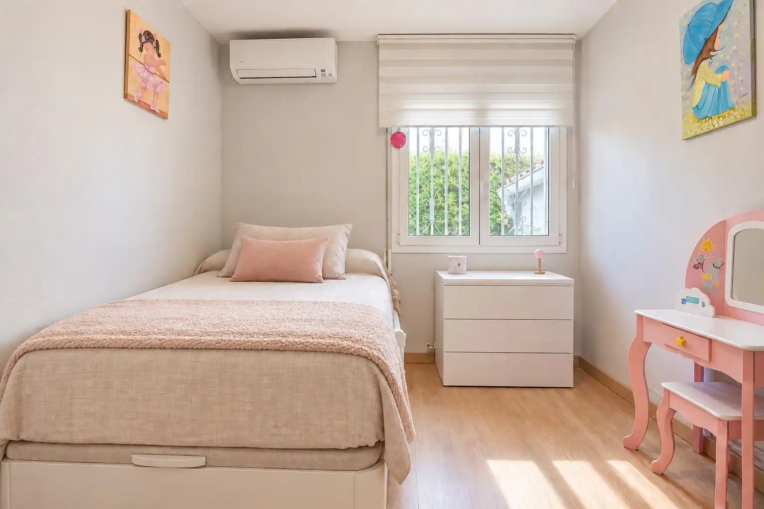 Terraced house with terrace for sale in Calle SANTIAGO RUSIÑOL, imagen 12