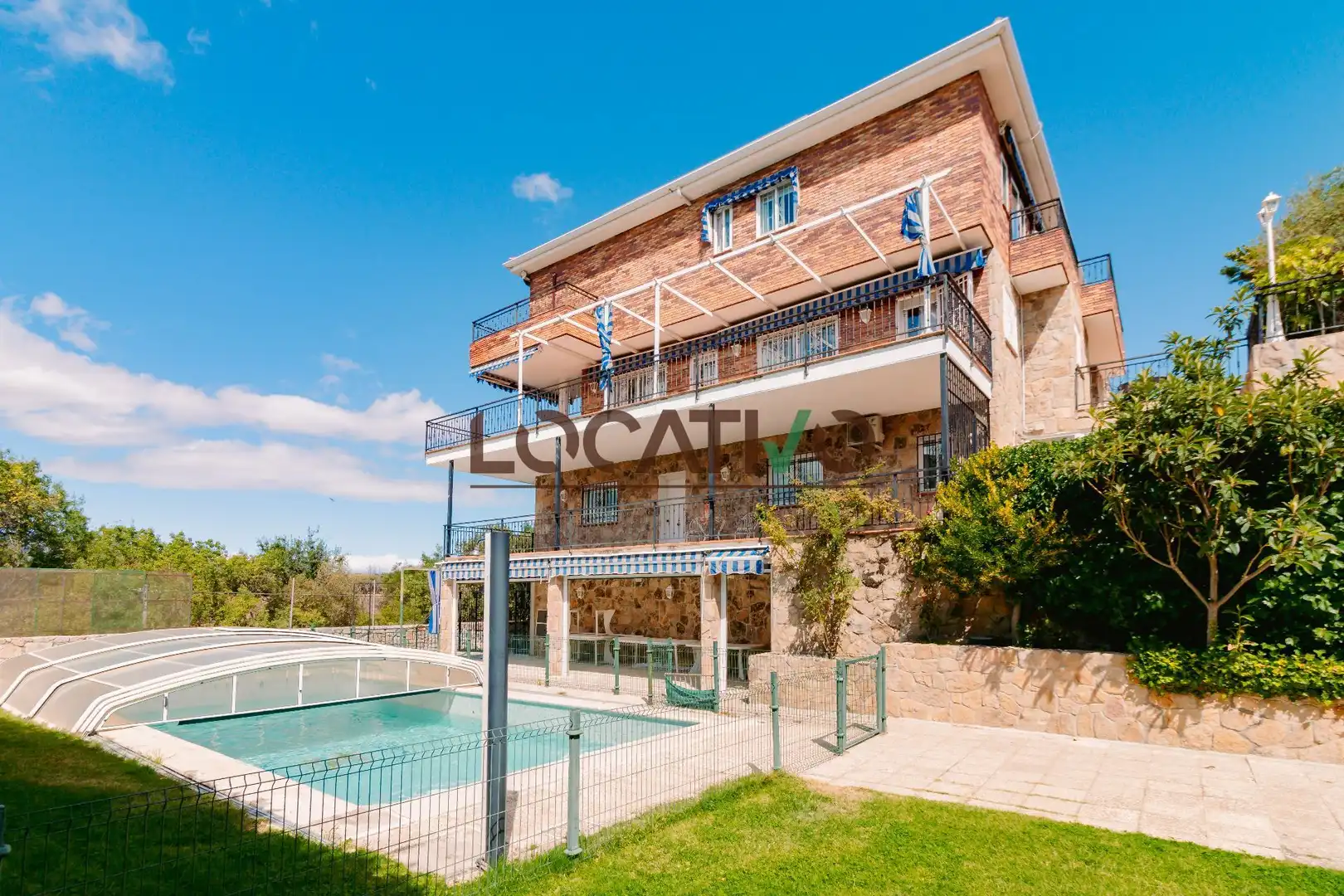Casa amb piscina en venda a Colmenarejo, imagen 3