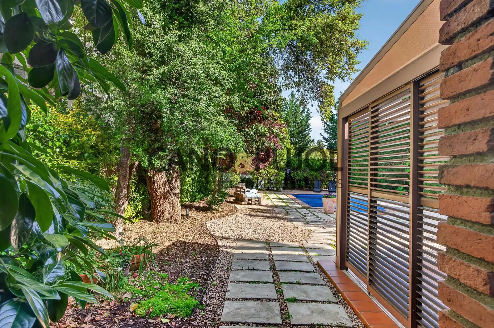 Jardí de Casa o xalet en venda en Sant Cugat del Vallès amb Aire condicionat, Calefacció i Terrassa