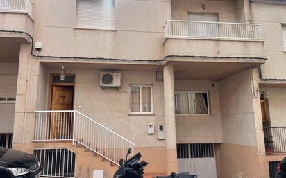 Vista exterior de Casa adosada en venda en Cehegín amb Aire condicionat, Calefacció i Terrassa