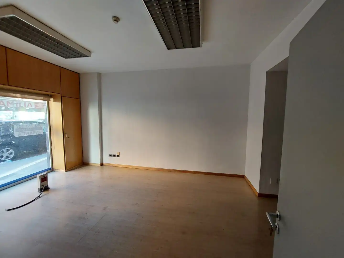 Local comercial en venda a N/A 12, imagen 3