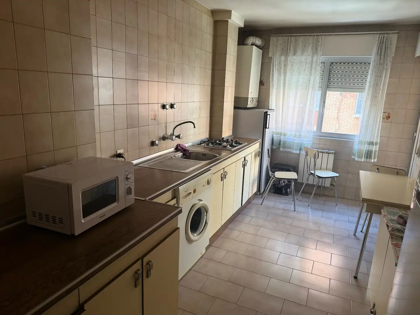 Cocina de Piso en venta en León Capital  con Calefacción, Parquet y Terraza