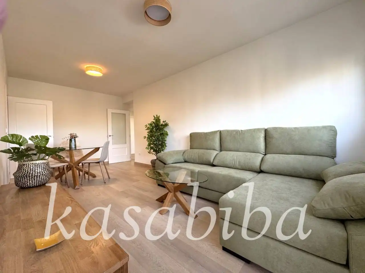 Sala d'estar de Pis de lloguer en Valencia amb Aire condicionat, Parquet i Terrassa