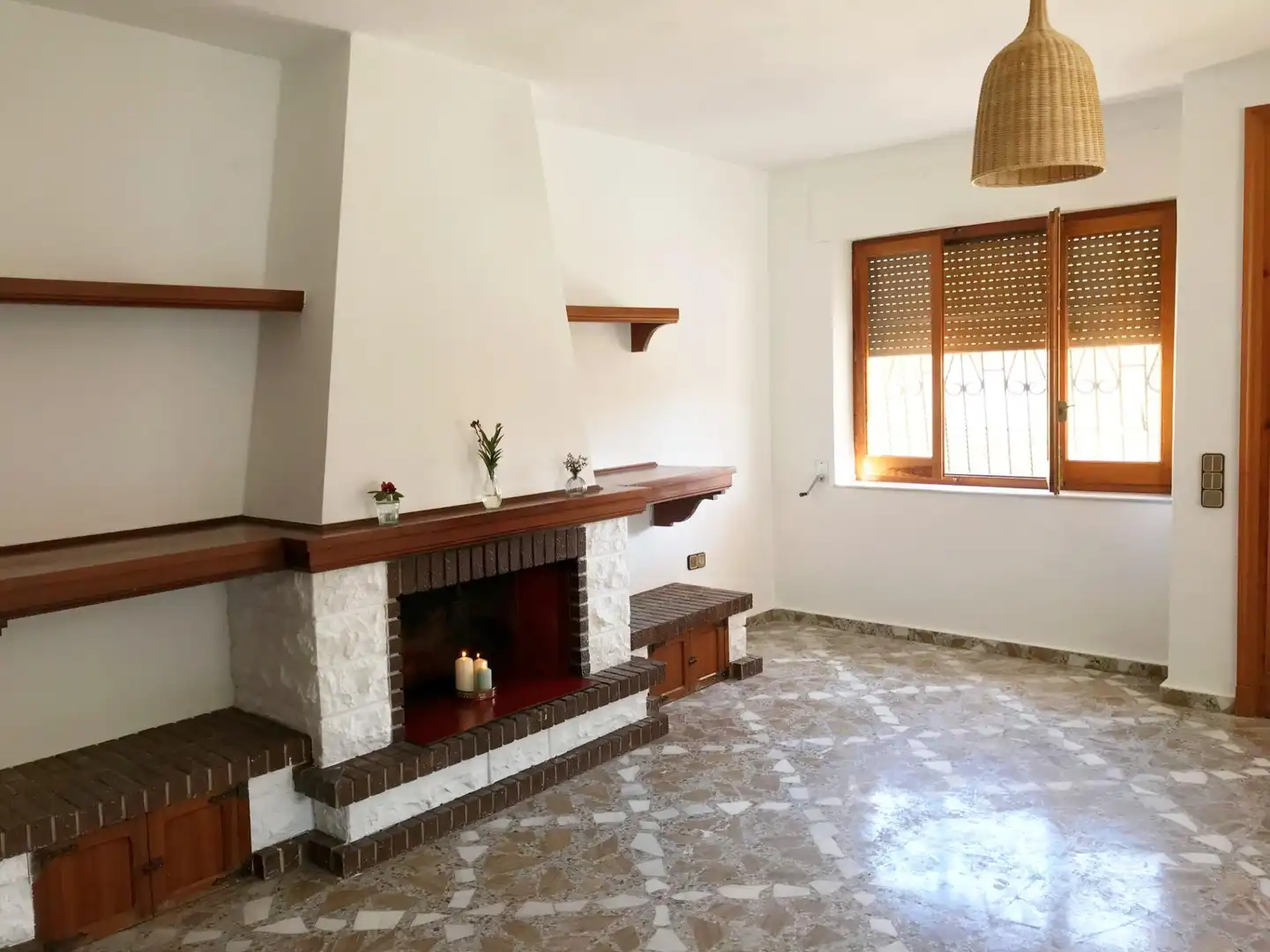 Sala d'estar de Finca rústica en venda en Orihuela amb Aire condicionat, Jardí privat i Traster