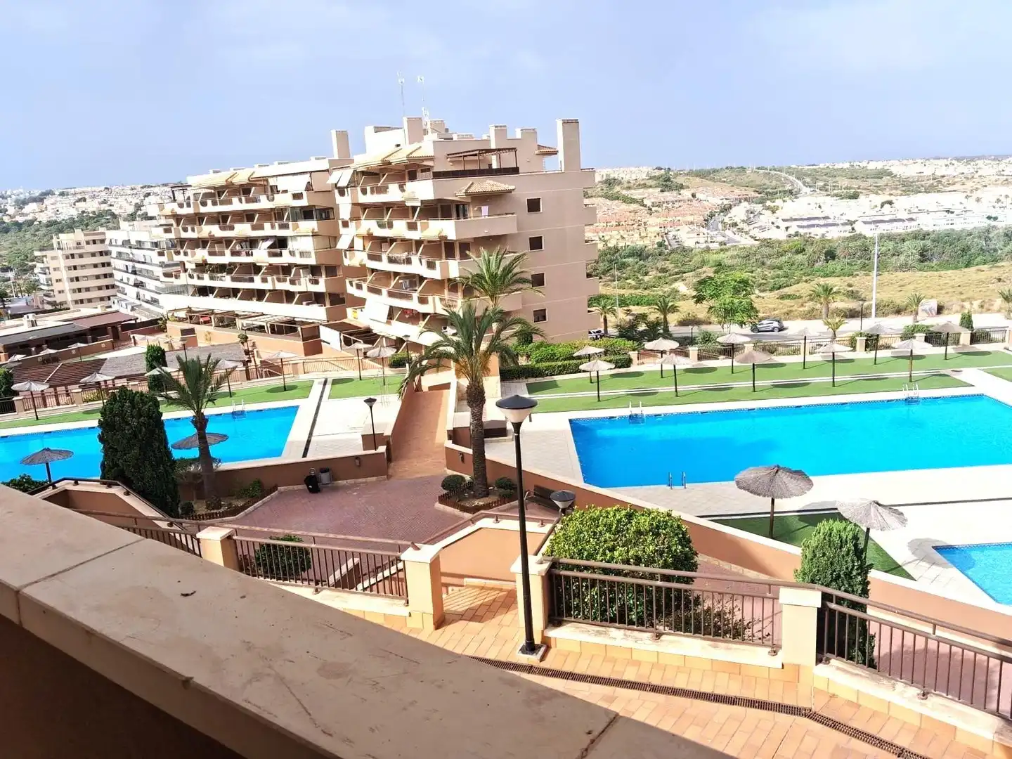 Flat with terrace for sale in Los Arenales del Sol