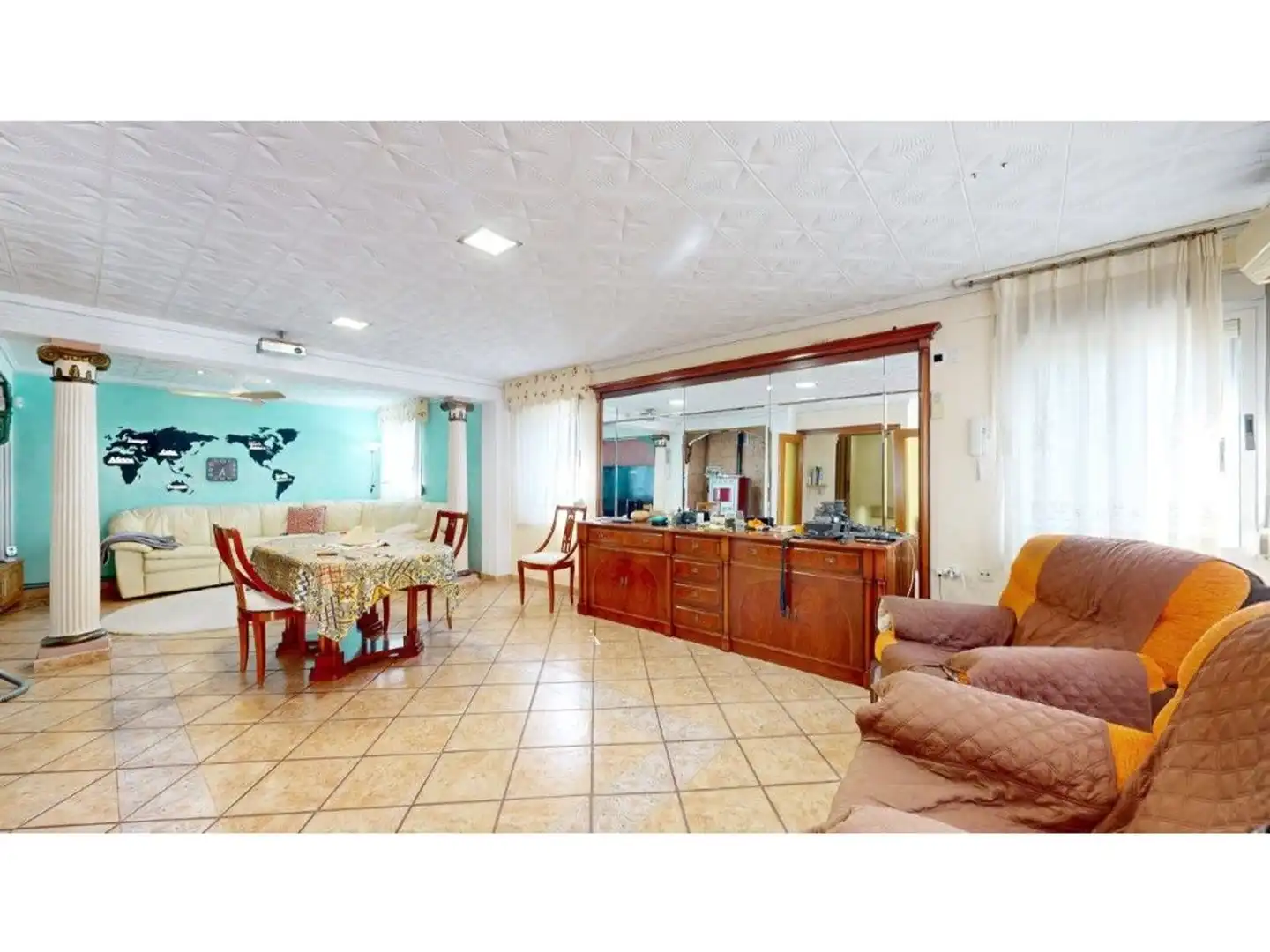 Sala d'estar de Casa o xalet en venda en Tavernes de la Valldigna amb Terrassa i Piscina