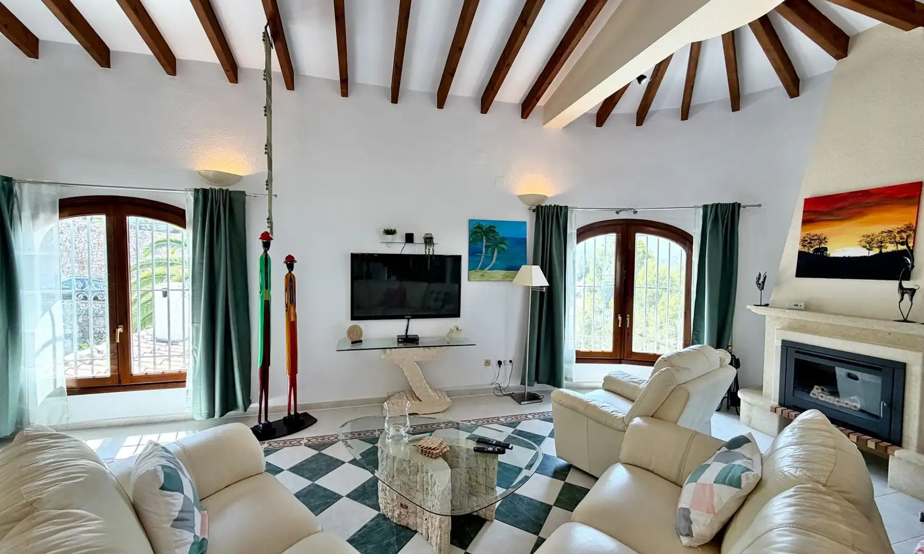 Sala d'estar de Casa o xalet en venda en Dénia amb Aire condicionat, Calefacció i Jardí privat